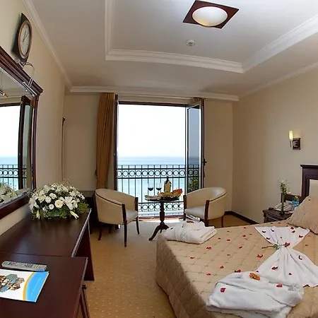 Anzer Hotel