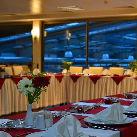 Anzer Hotel 4*