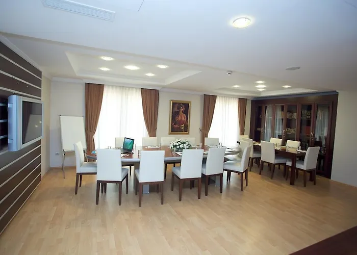 Отель Anzer Кумбургаз