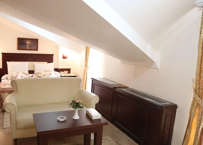 Отель Anzer Кумбургаз